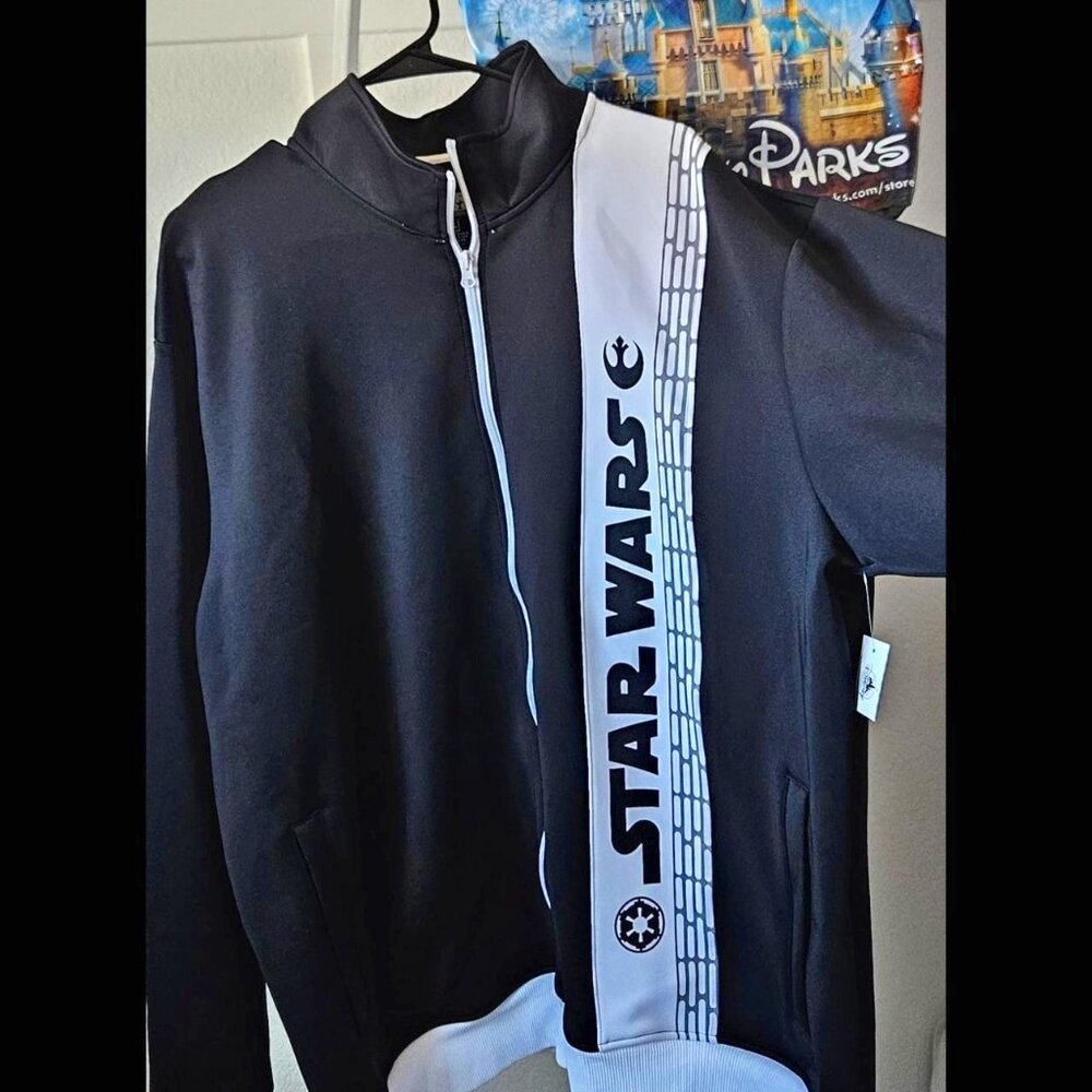 🆕️ Disney Star Wars black and white zip up jacket